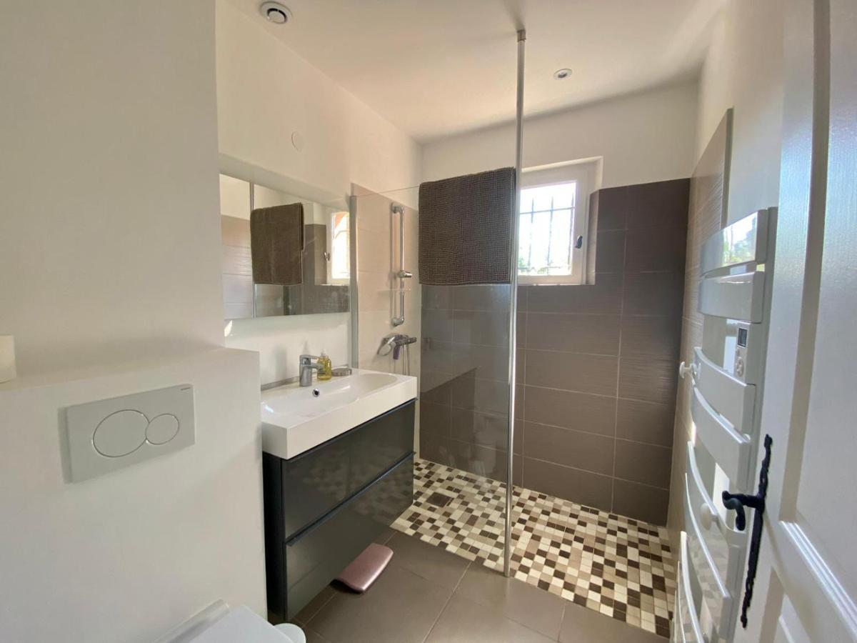 Villa Vue Mer Donnant Sur Le Golfe De St Tropez, 2 Chambres, 6 Pers, Piscine Commune Saint Tropez Bagian luar foto